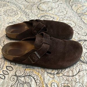 Birkenstock Boston Clog Mocha Suede
